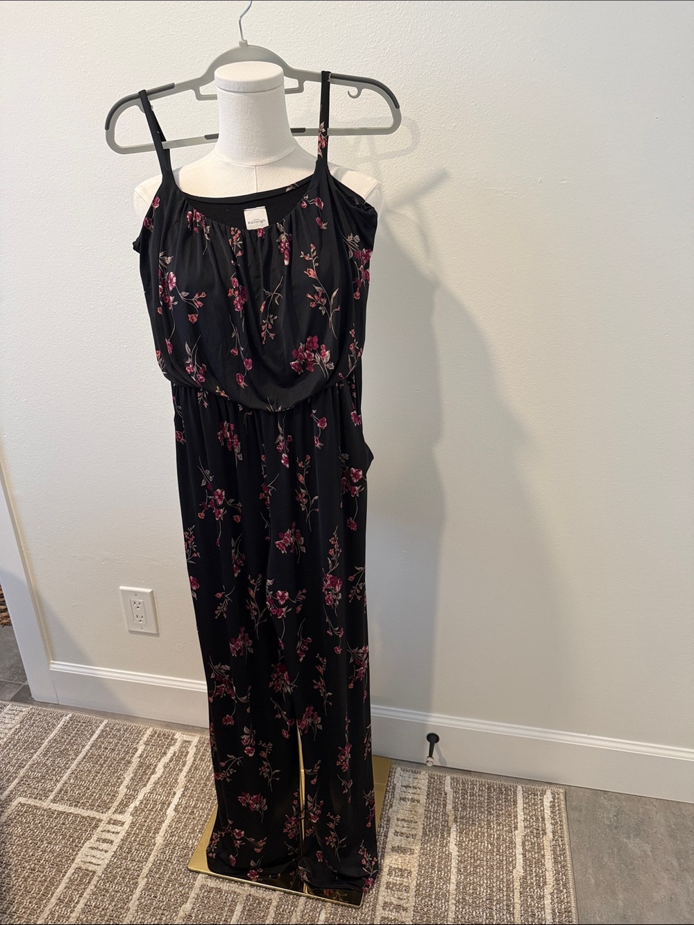 Kaileigh Floral Wide Leg Jumpsuit Black Pink Size Small Pockets